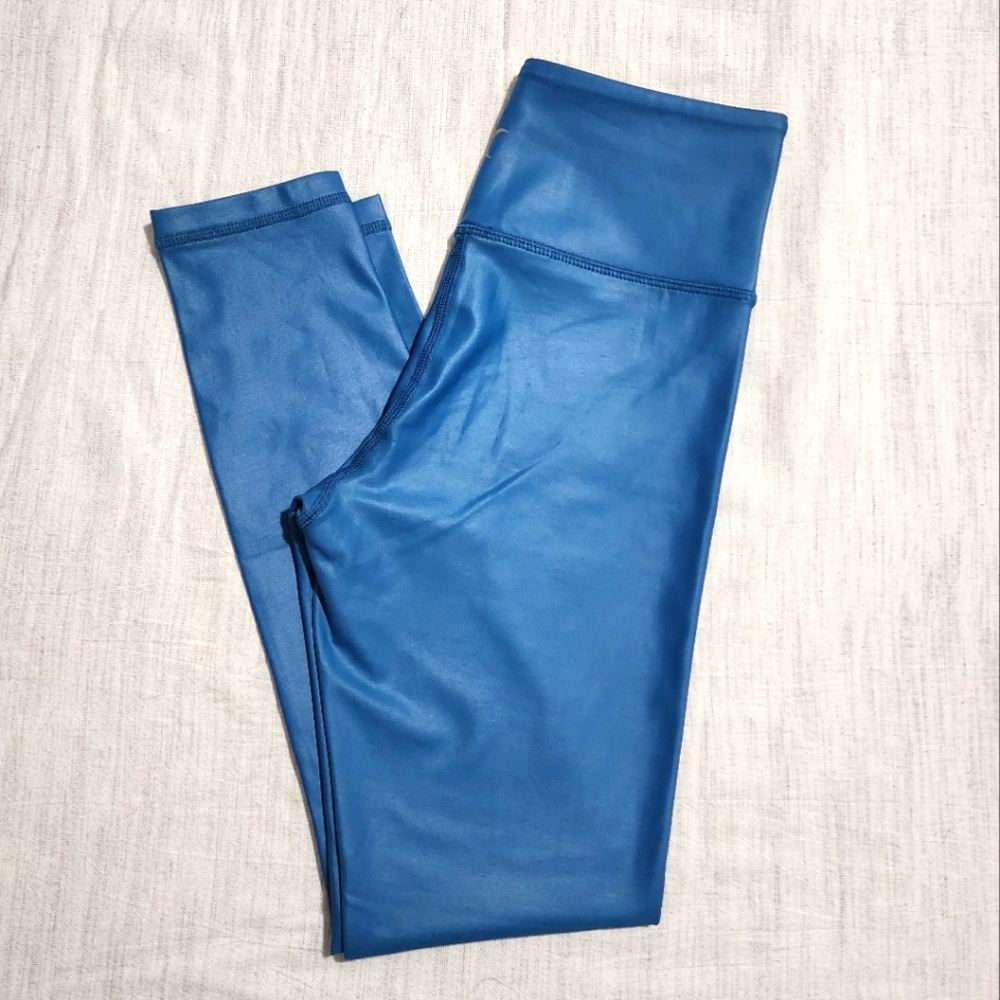 Zyia Metalic Blue Light & Tight Size 4